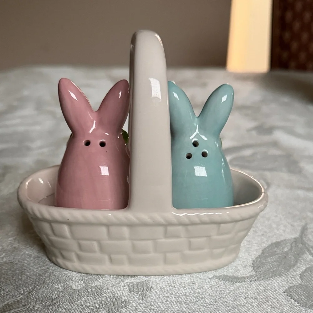 Ceramic Bunny Salt & Pepper Shaker Set in Pink and Light Blue